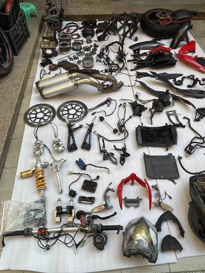 [Breaking for Spares] Ducati Streetfighter 848 - All OEM Parts Available | Engine, Chassis, & Electronics