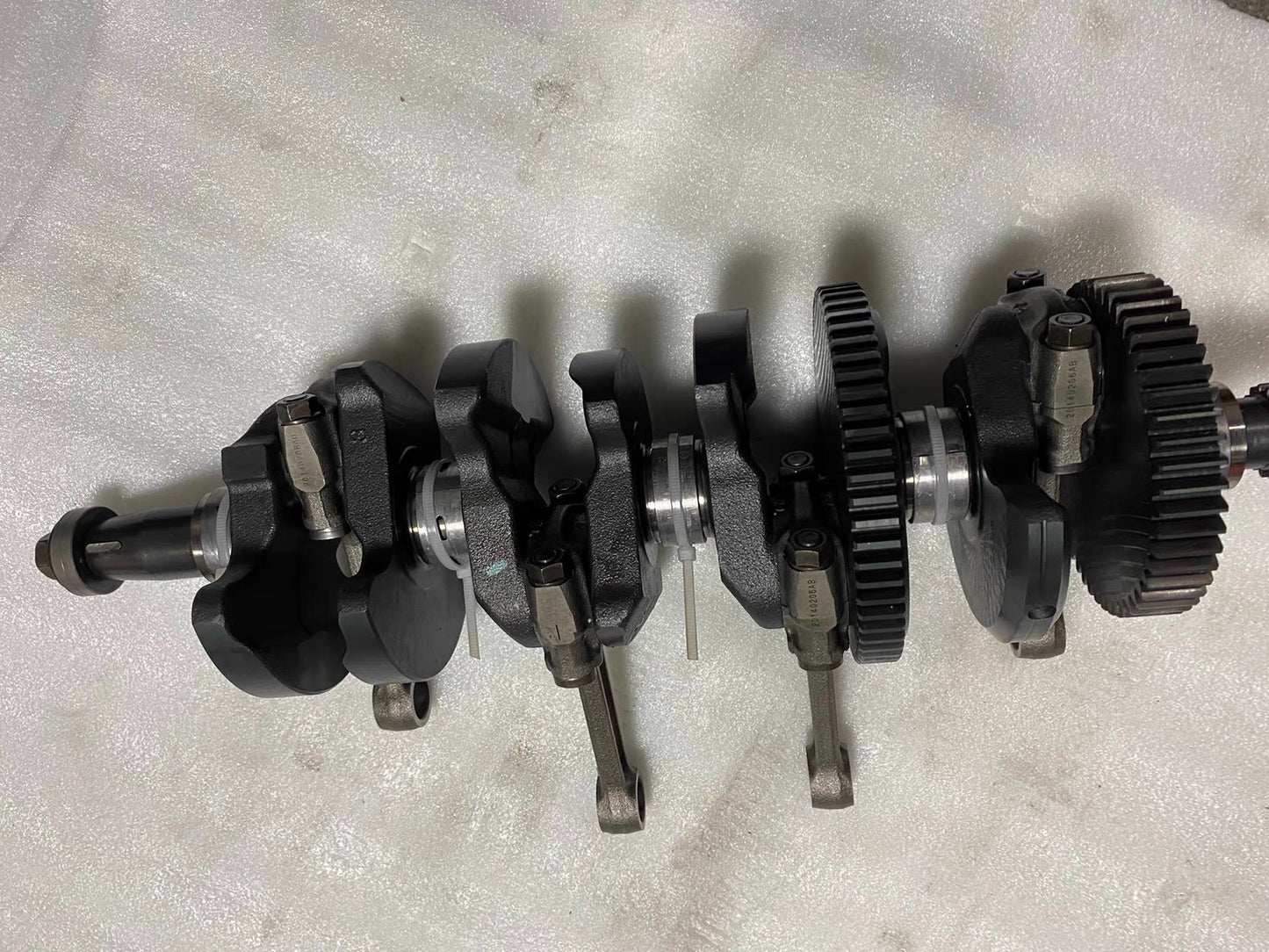 Engine Crankshaft Assembly - Kawasaki Z1000 (2010-2013) - With Rods & Bearings