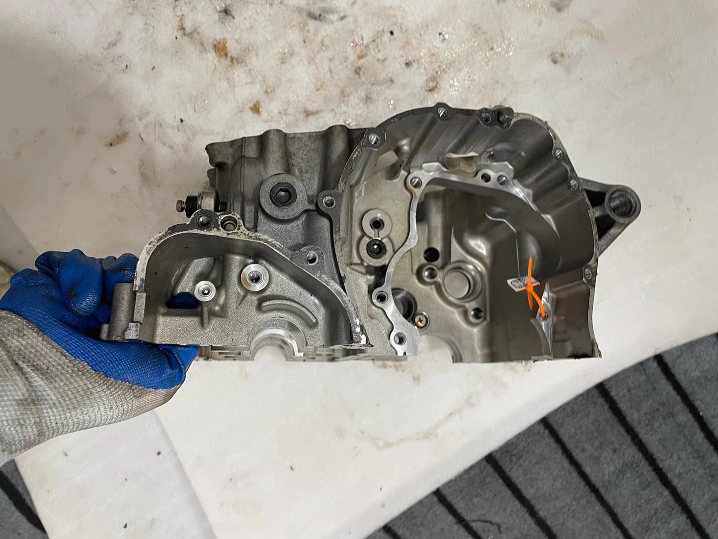 Genuine Kawasaki ZX6R Engine Crankcase Set (2013-2018) | OEM Matched Pair 14001-0611