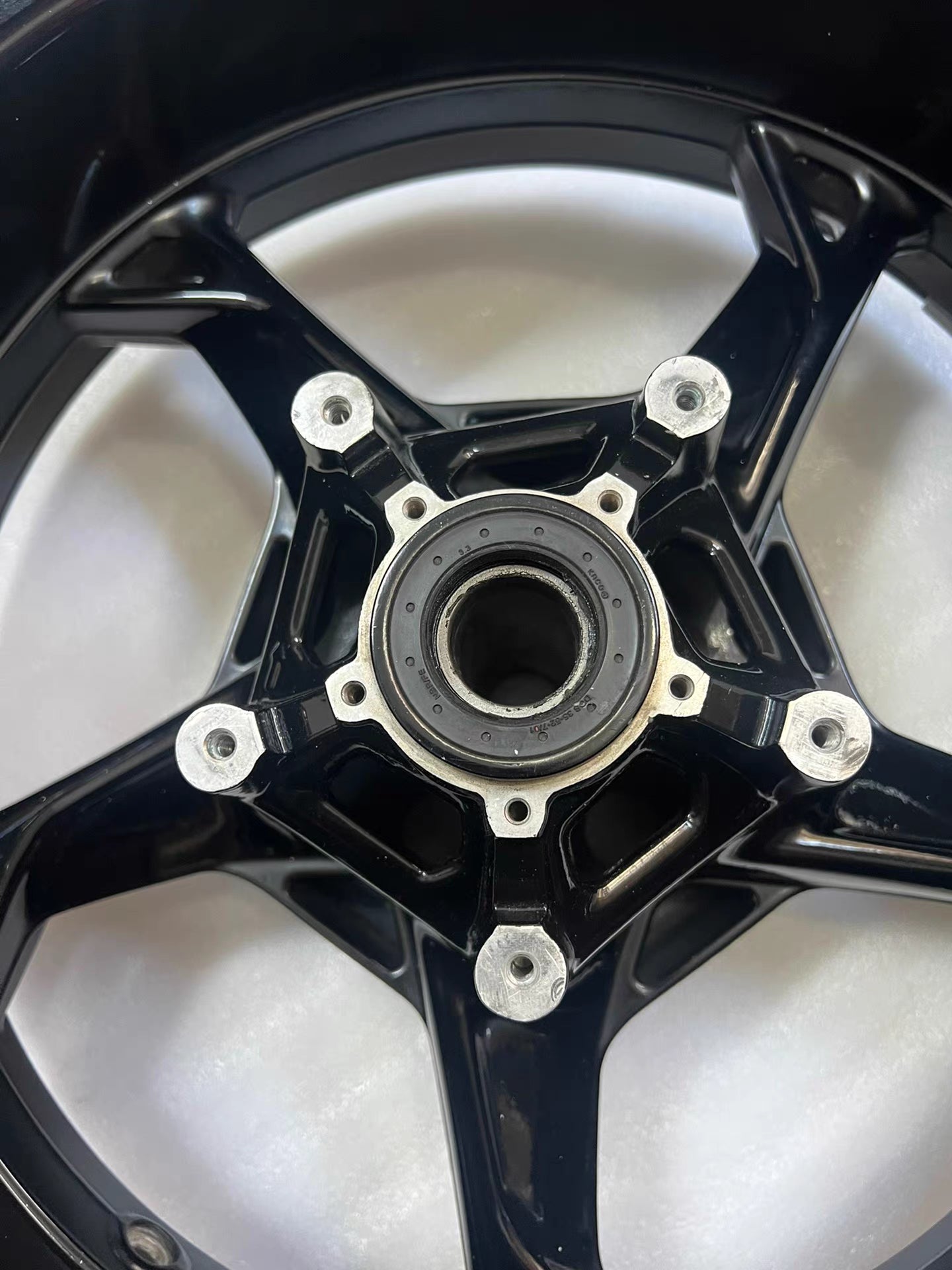 Genuine OEM Cast Rear Wheel Rim (17 x 6.00) - BMW S1000RR (2008-2018) / S1000R (2013-2016) | Straight & Professionally Repainted Black #36318548895