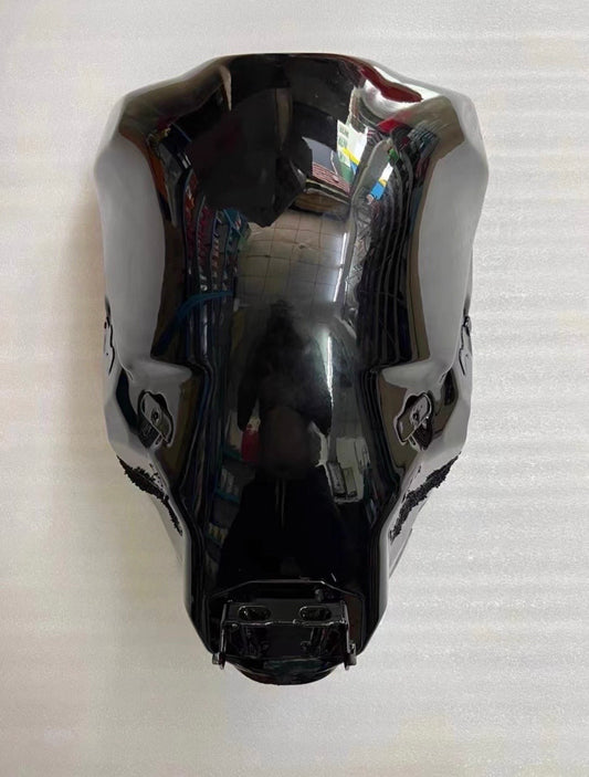 Yamaha YZF-R1 2009-2014 fuel tank repainted gloss black – top overview
