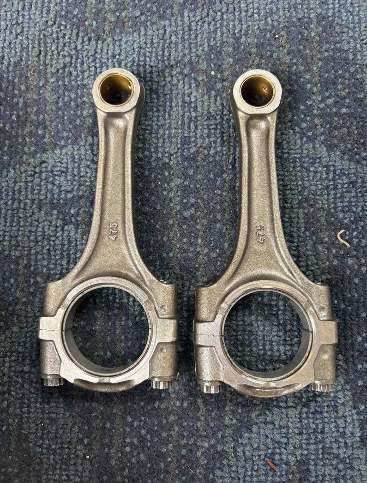 BMW F800GS Crankshaft Crank Shaft Connecting Con Rod