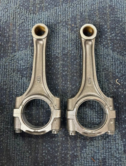 BMW F800GS Crankshaft Crank Shaft Connecting Con Rod