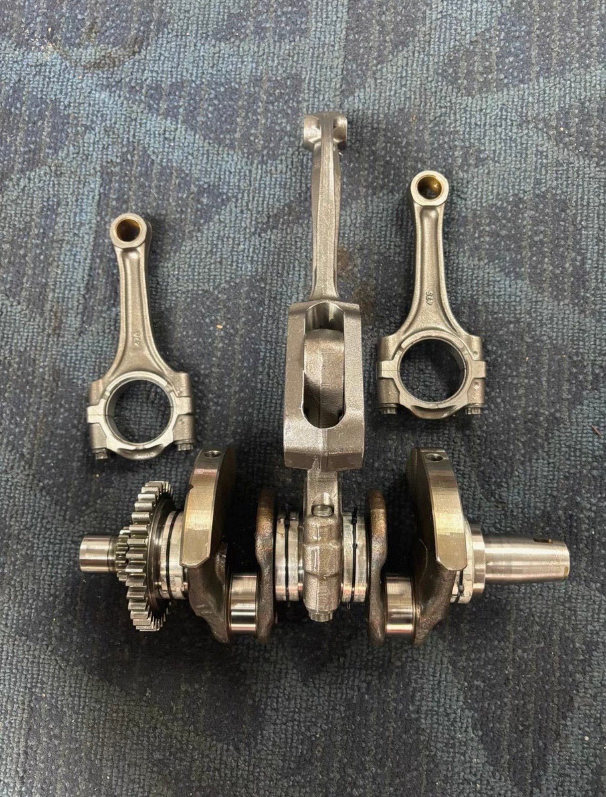 BMW F800GS Crankshaft Crank Shaft Connecting Con Rod