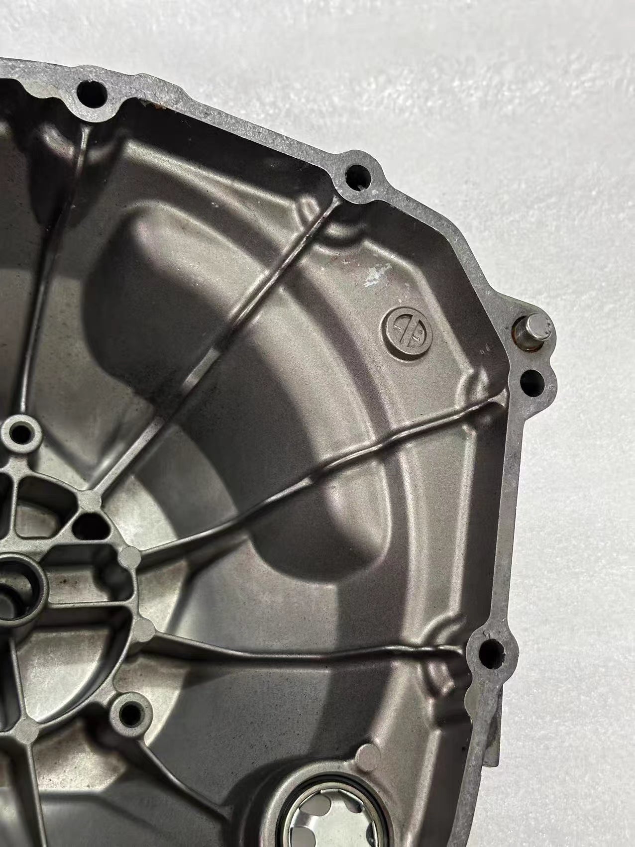 Engine Clutch Cover Assembly - KAWASAKI Z1000 / SX ABS (2010-2016) - Professionally Repainted | OEM 14032-0589