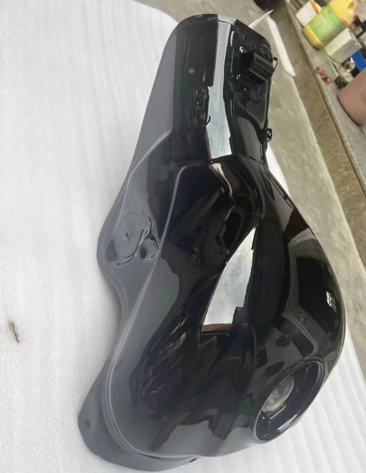 Fuel Gas Tank - Kawasaki Ninja ZX-10R (2011-2015) | Refurbished Gloss Black OEM