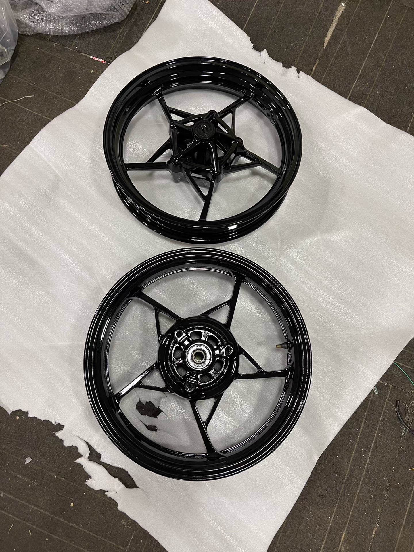 Refurbished OEM Kawasaki Ninja 400 Z400 Front + Rear Wheel Set 2018-2024 | Gloss Black