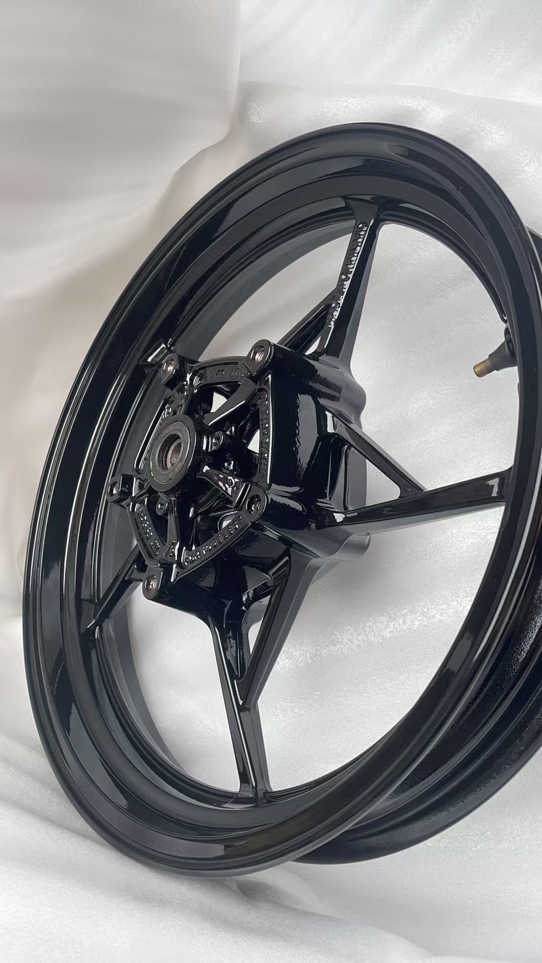 Refurbished OEM Kawasaki Ninja 400 Z400 Front Wheel 2018-2024 | Gloss Black Recoat