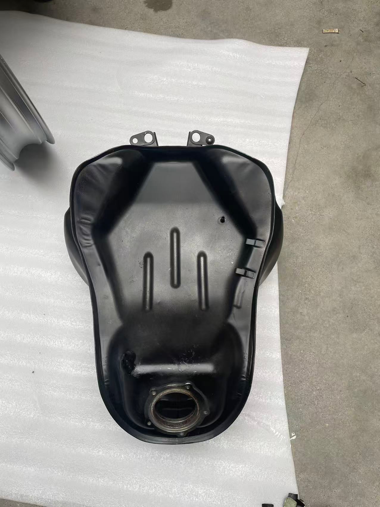 Refurbished OEM Kawasaki Z1000 Fuel Tank 2014-2020 - Matte Black | 51001-0791