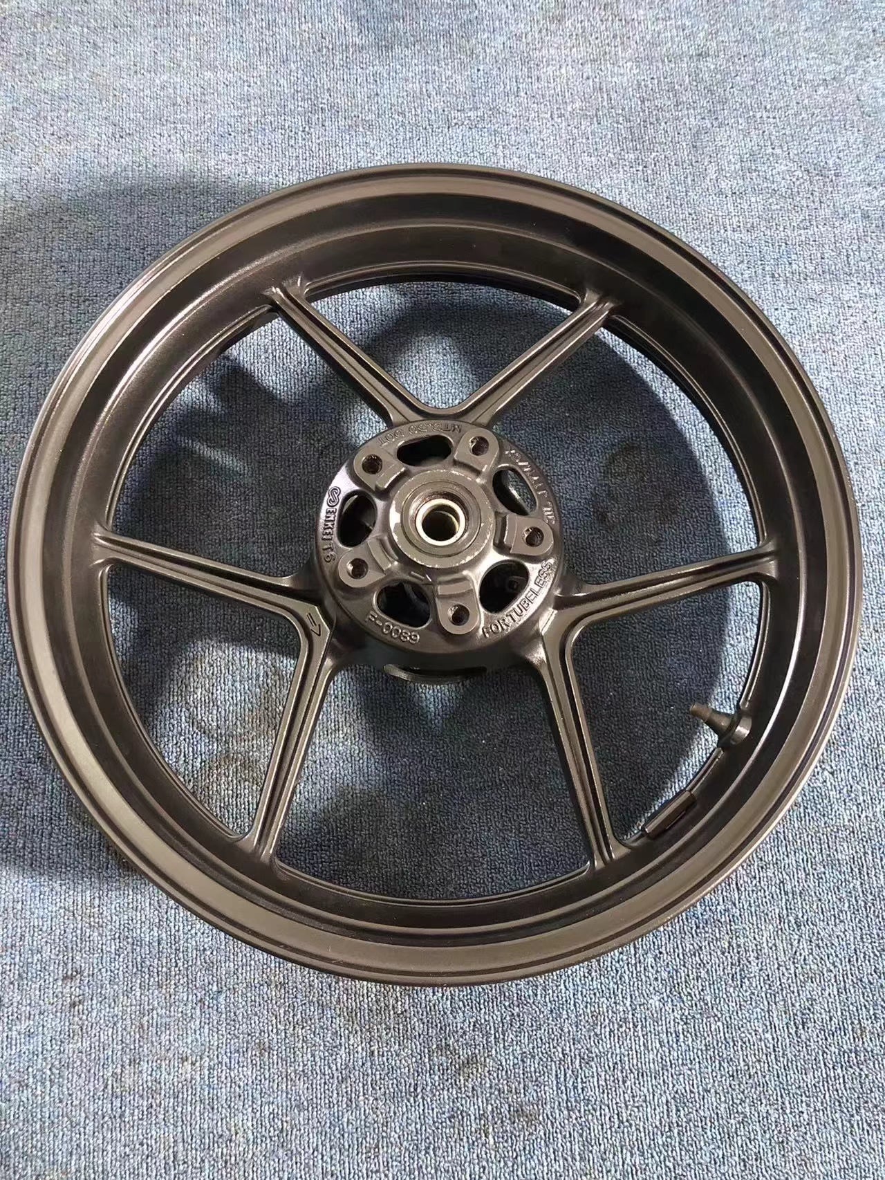 Premium Refurbished OEM Kawasaki Z1000 Front Wheel Rim - Gloss Black | 2014-2019 Fit