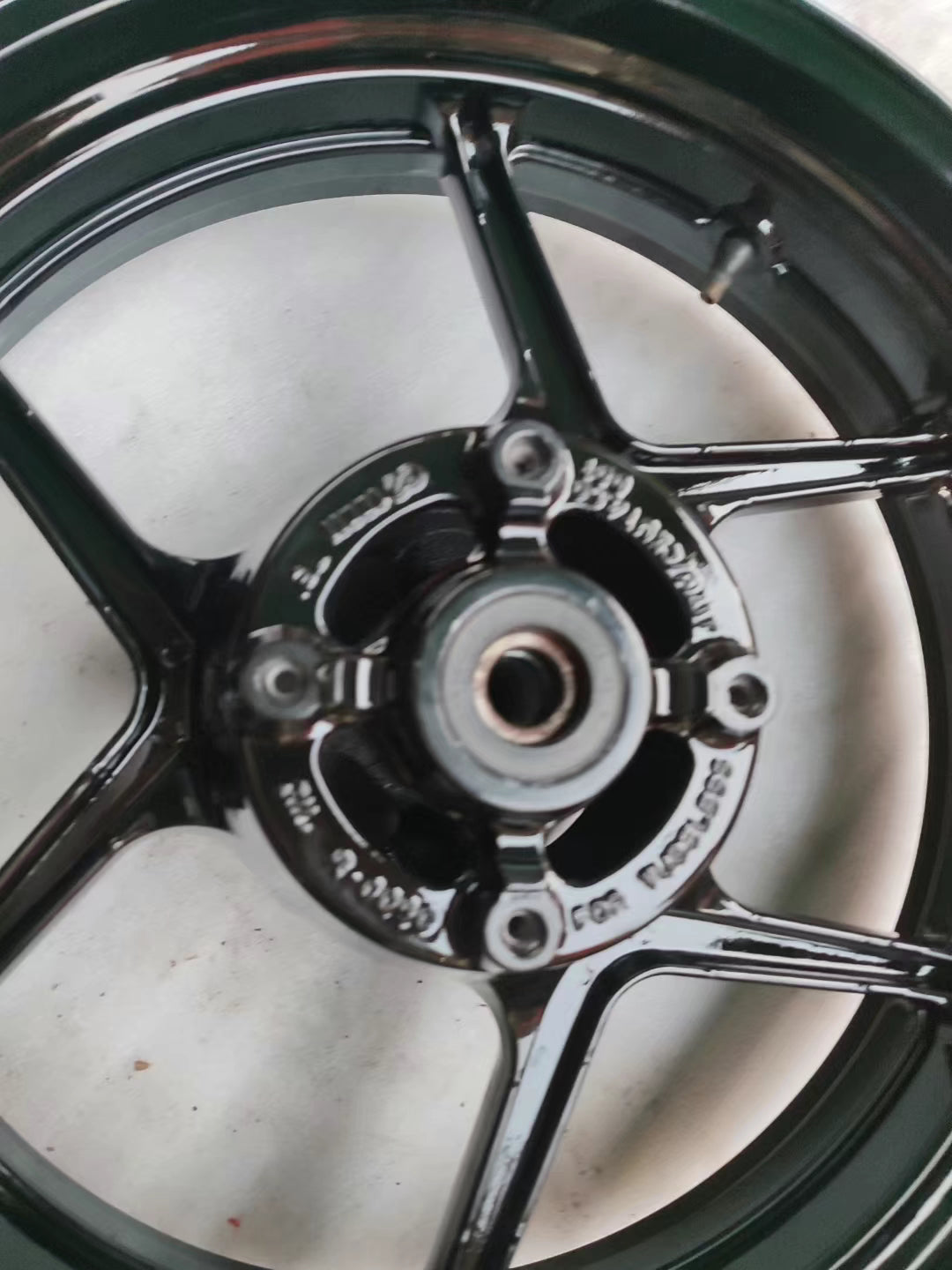 Premium Refurbished OEM Kawasaki Z1000 Rear Wheel Rim - Gloss Black | 2014-2019 Fit