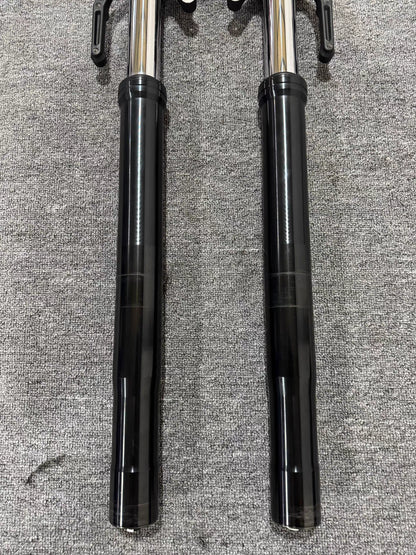 Used OEM Kawasaki Z900 Front Forks Pair 2017-2023 | LH+RH Complete Set