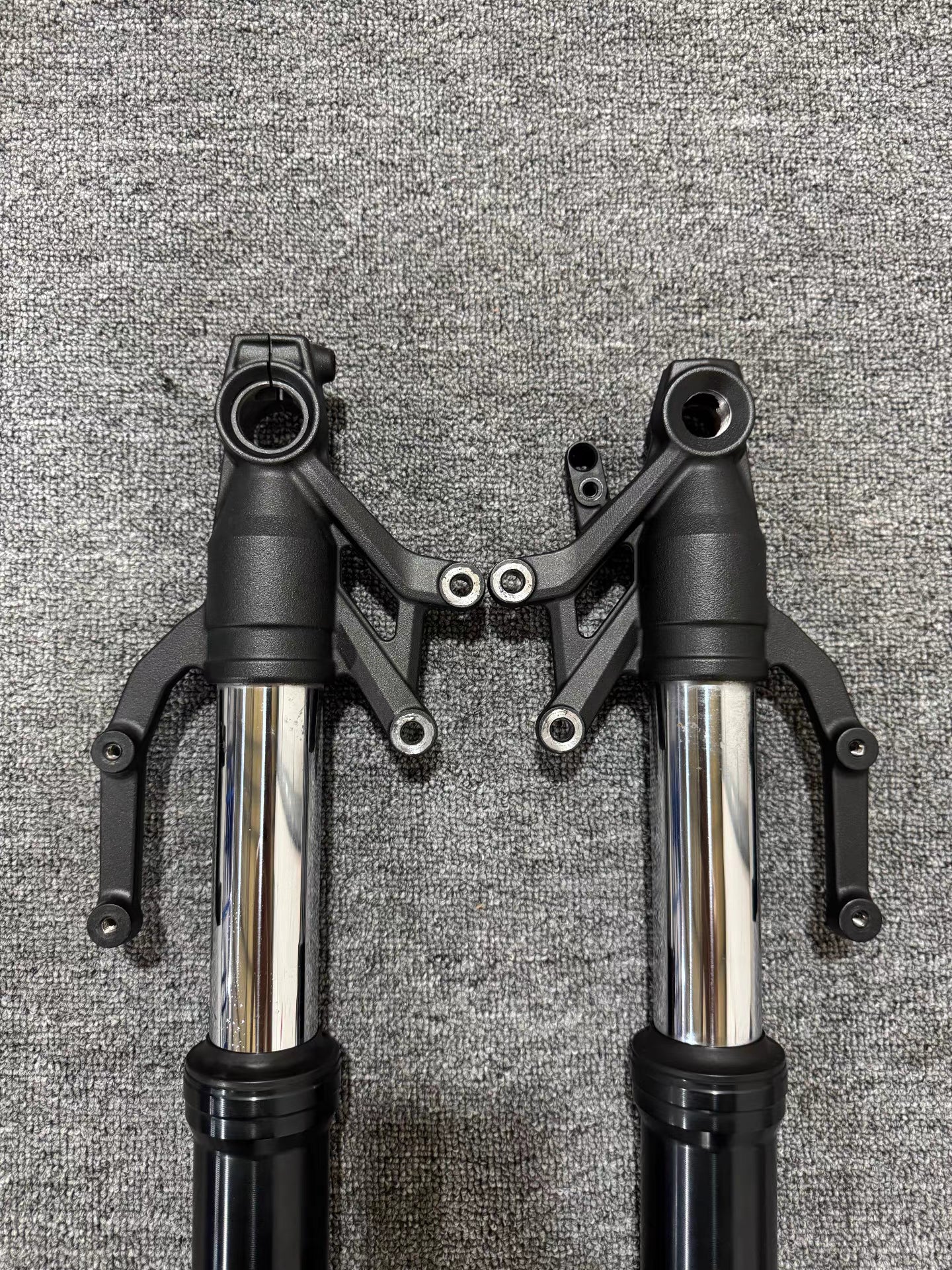 Used OEM Kawasaki Z900 Front Forks Pair 2017-2023 | LH+RH Complete Set