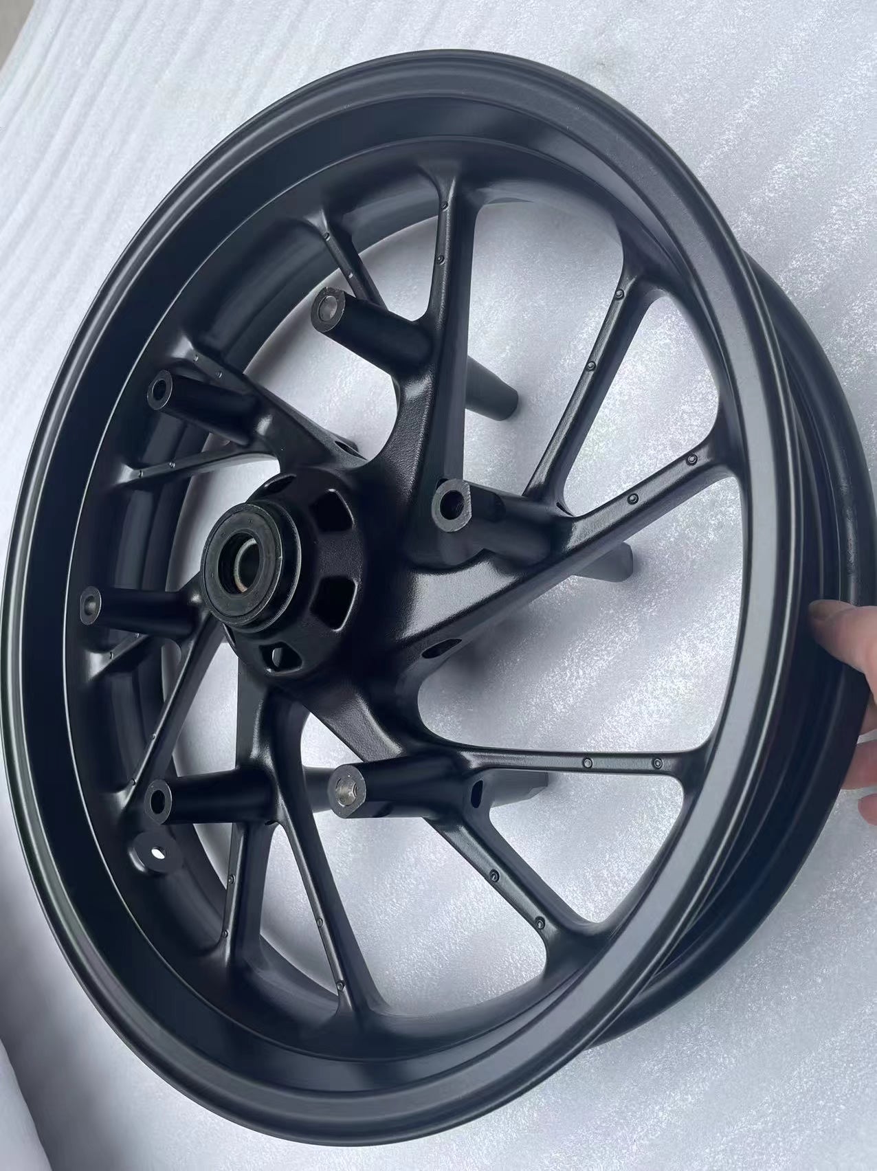 Honda CBR650F CB650F 2014-2016 front wheel rim OEM 44650-MJE-D01ZA repainted matte black
