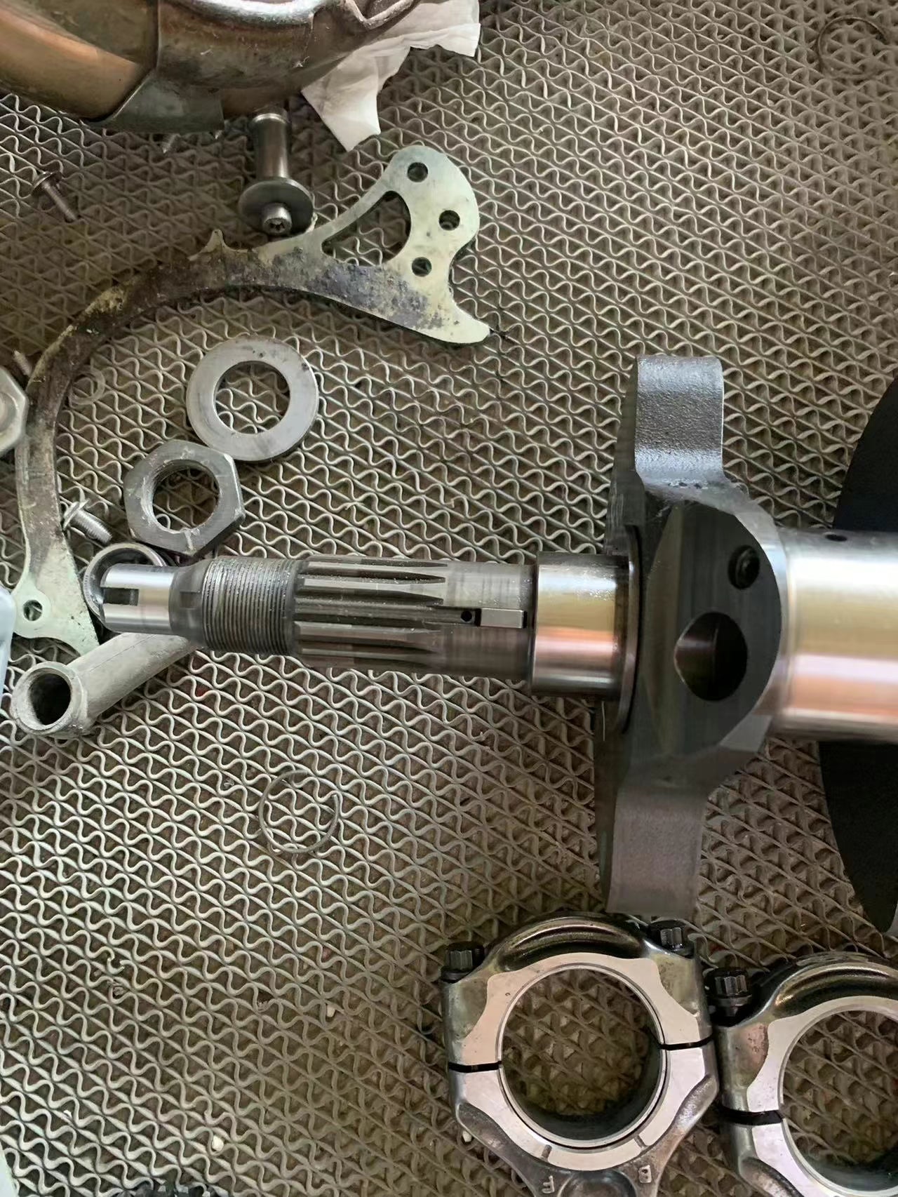Ducati Multistrada 1200 OEM Crankshaft 14621863AR – full set with connecting rods included
