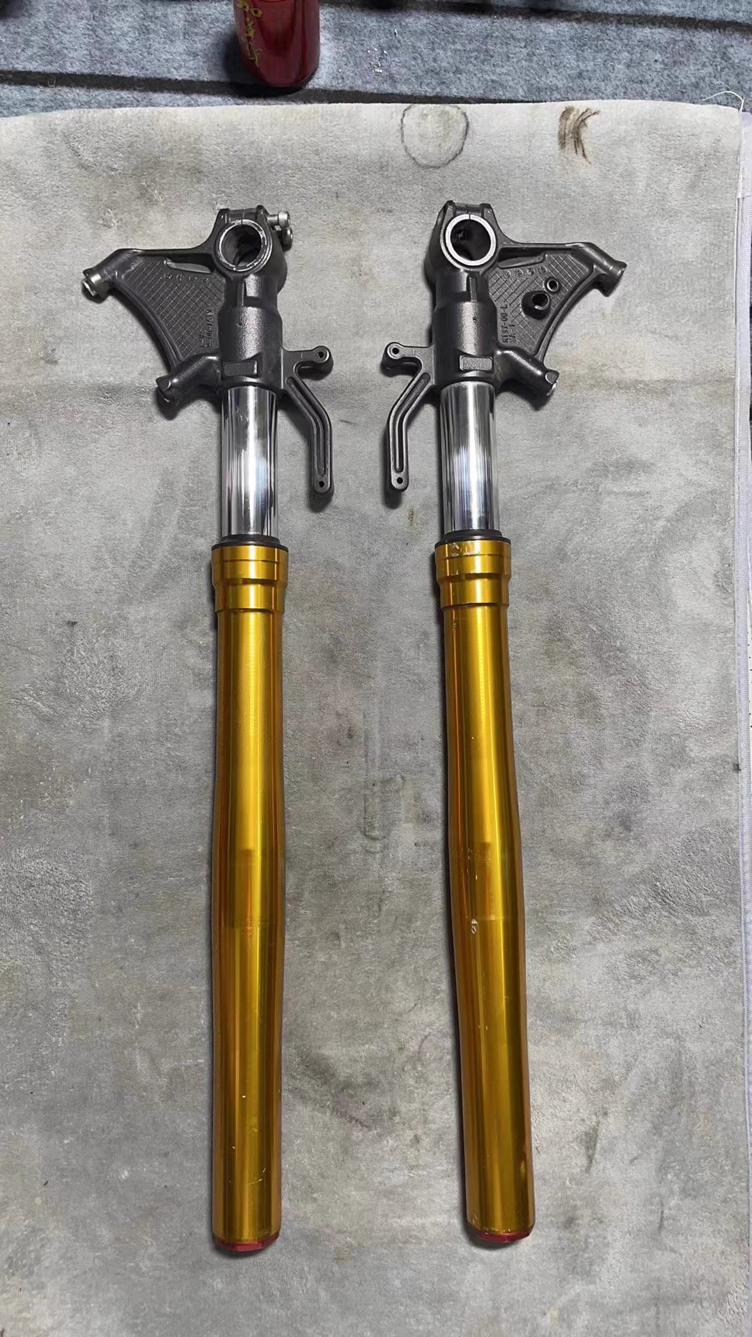 Straight Kawasaki Ninja ZX-10R Front Fork Set - Gold Outer Pipes (PN: 44008-0054-484)
