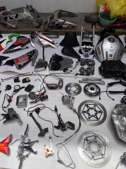 Aprilia RSV4 RF (2015-2018) OEM Parts — Parting Out | Message for Any Part