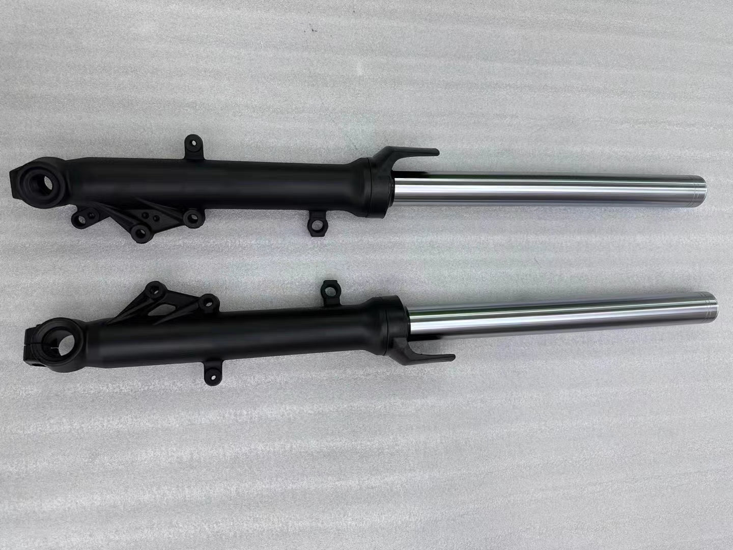 Genuine OEM Front Fork Tubes Set (Pair) - Kawasaki Ninja 650 / Z650 (2017-2023) | Pristine Condition & No Pitting #44071-1201-32A