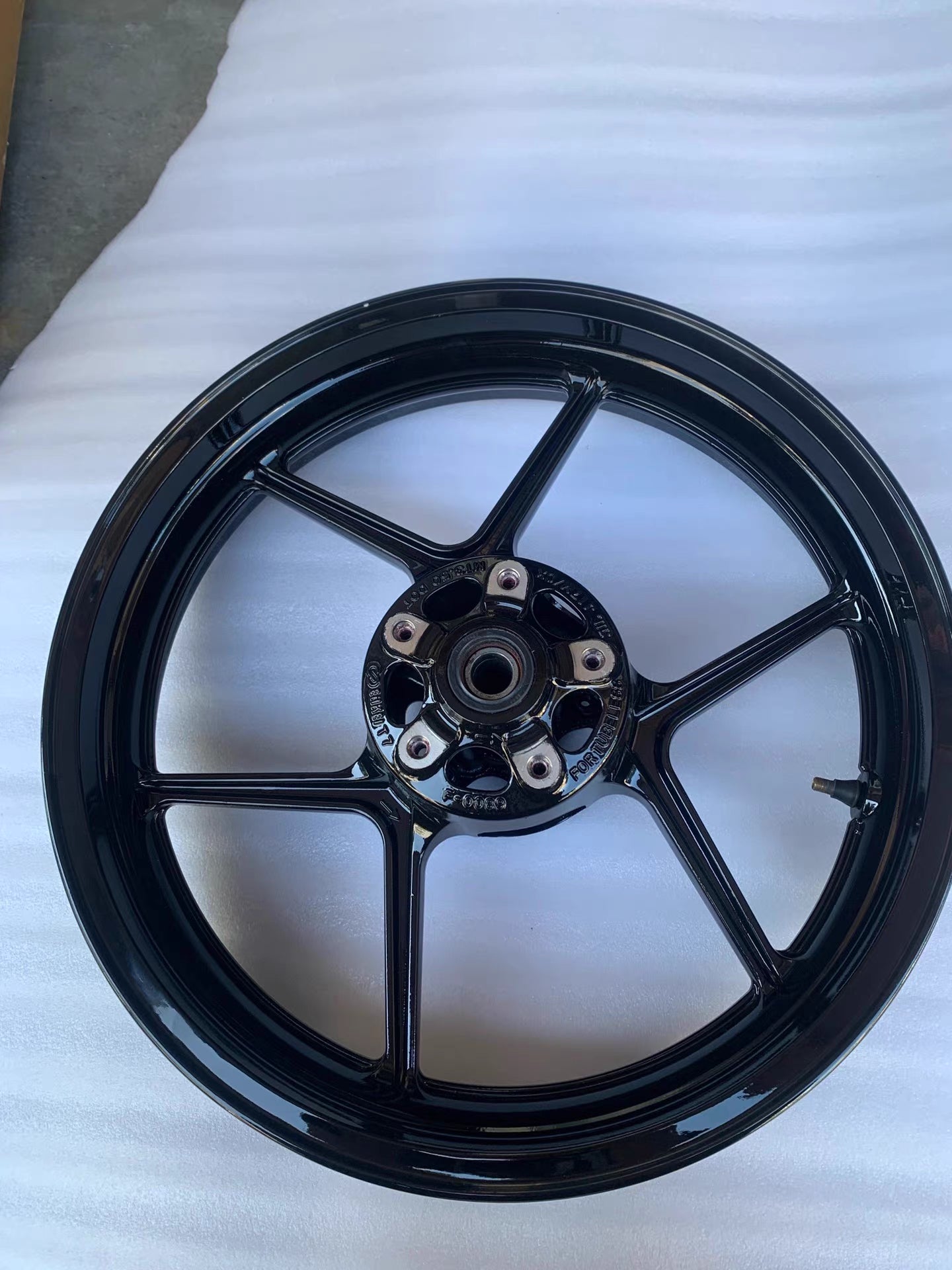 Genuine OEM Front Wheel Rim - Kawasaki Ninja 650 / Z650 (2017-2023) | Straight & Professionally Repainted