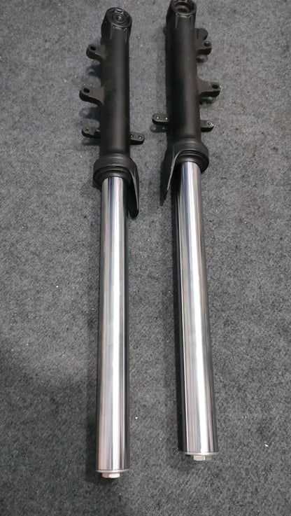 17-20 Yamaha MT07 Front Fork Suspension Straight Used
