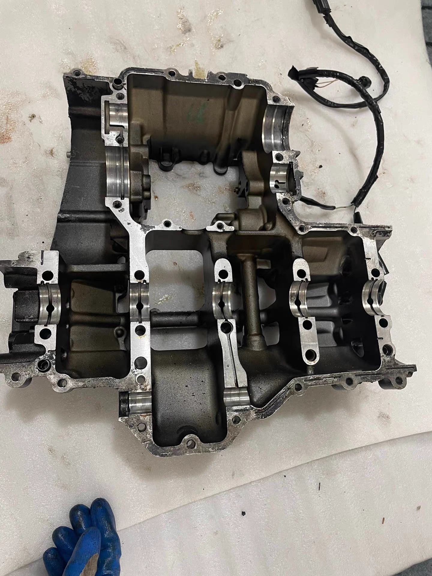 Genuine OEM Engine Set-Crankcase - Kawasaki Z1000 / Z1000SX / Ninja 1000 (2011-2016) | Straight Matched Pair #14001-0612