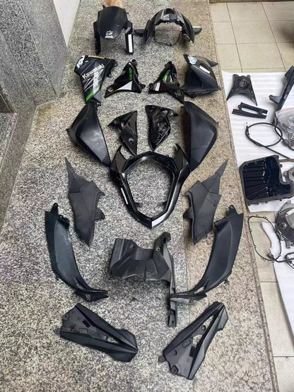 [Breaking for Spares] Kawasaki Z800 - All Parts Available | Complete Engine & Engine Internals | INQUIRE FOR PRICE