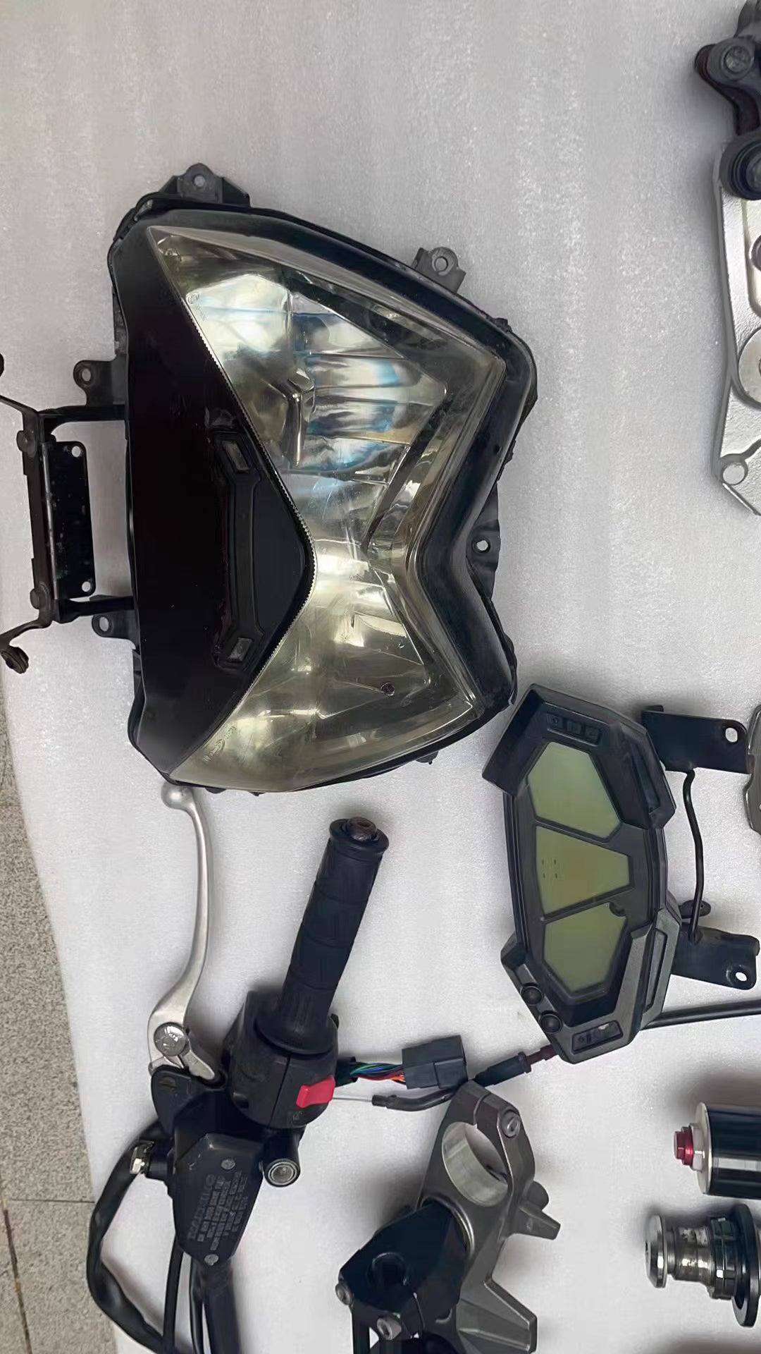 [Breaking for Spares] Kawasaki Z800 - All Parts Available | Complete Engine & Engine Internals | INQUIRE FOR PRICE