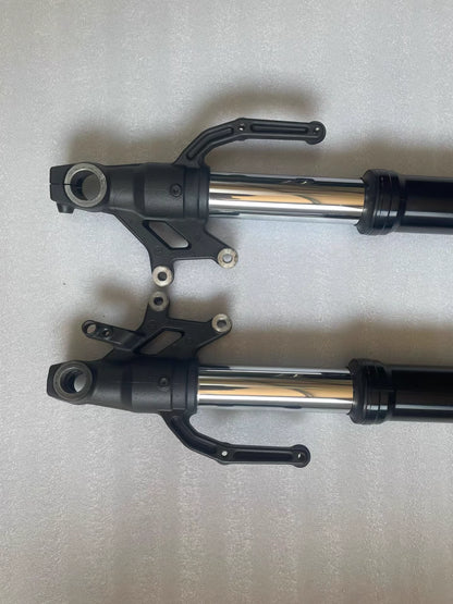 Kawasaki Z900 OEM Front Fork Suspension Set (2017-2023) | Black