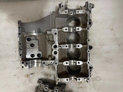 Genuine Kawasaki ZX6R Engine Crankcase Set (2013-2018) | OEM Matched Pair 14001-0611