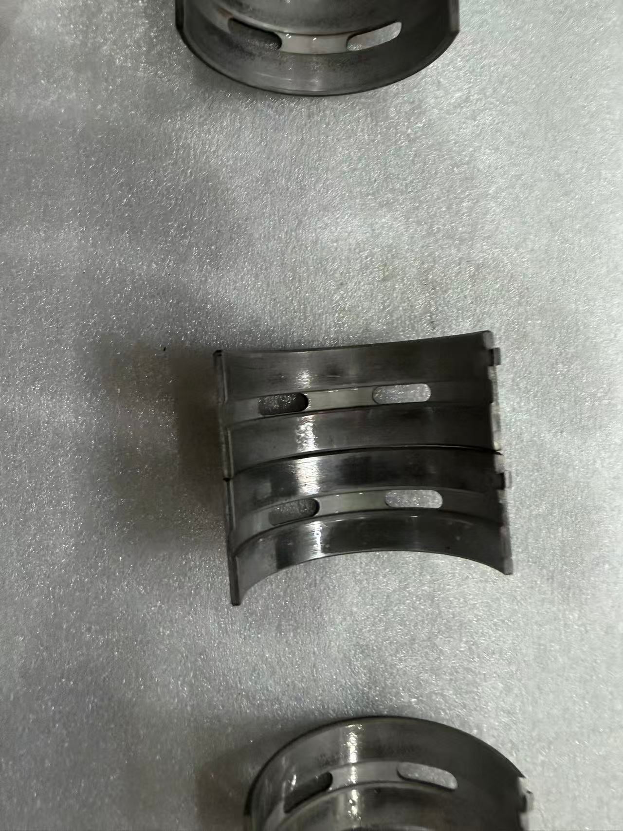 OEM GSXR 1000 crankshaft top-down view showing all four connecting rods and journals