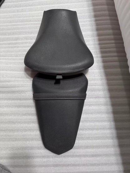 17-23 Kawasaki Z650 Front Seat OEM