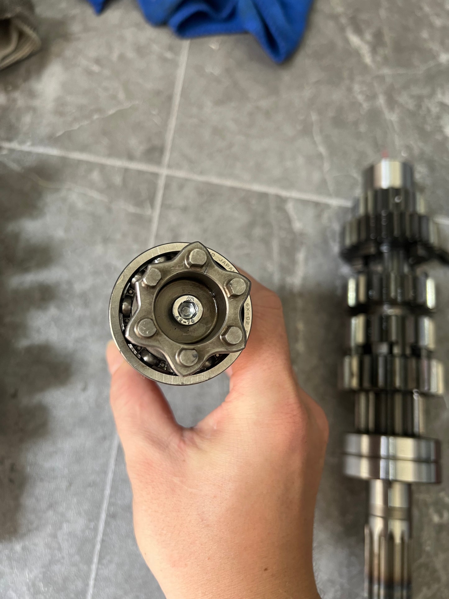 Kawasaki Z1000 Transmission Gear Set OEM – included shafts and gears, shift rods not included