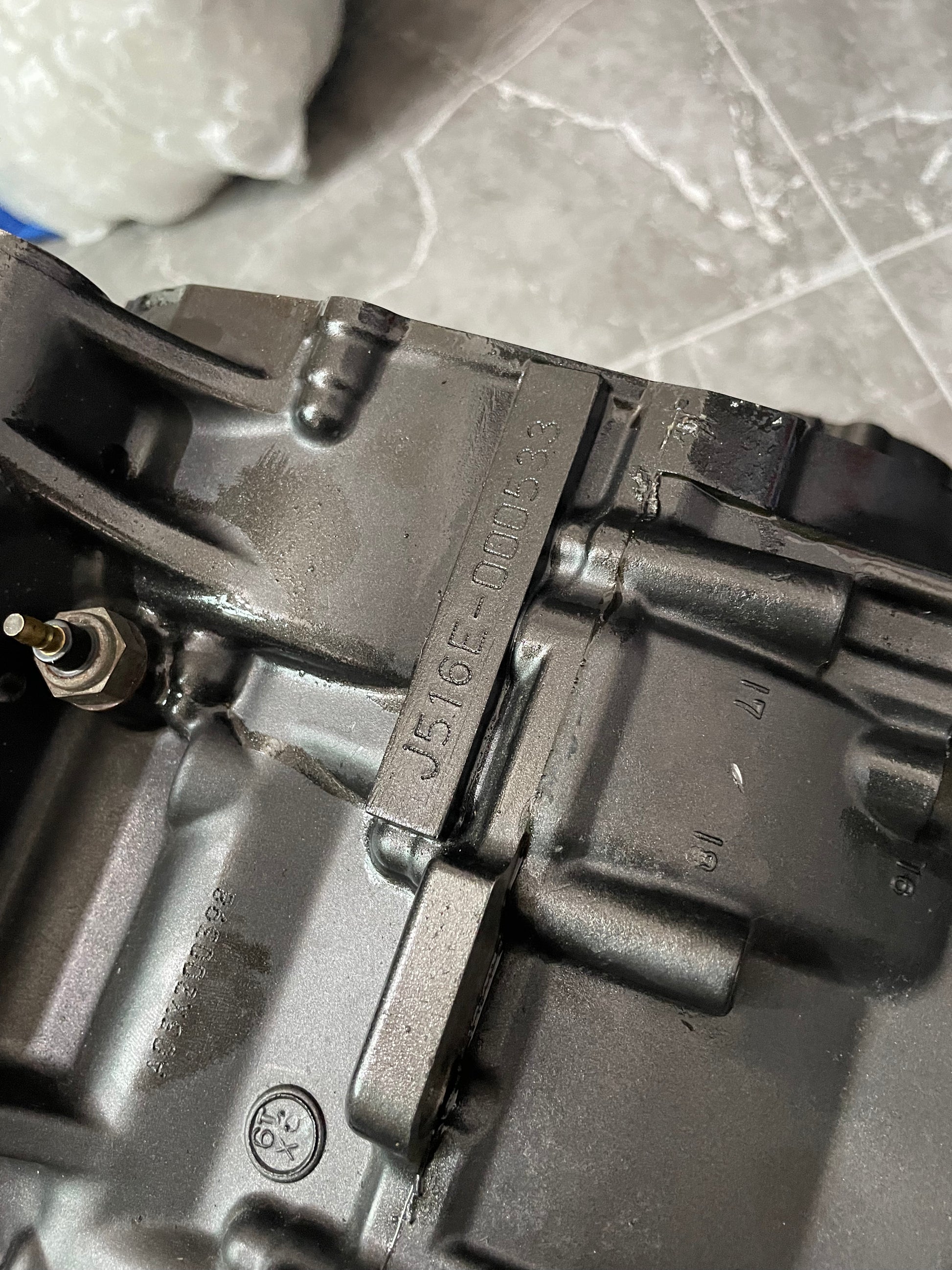 Used OEM Yamaha YZF-R6 Crankcase Assembly OEM 2C0151000800 – Straight & Crack-Fr — Photo 17 of 26