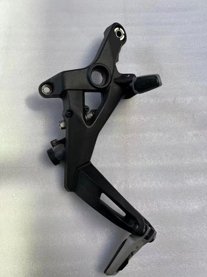 14-17 Ducati Monster 821 Footrest Shifter Padel Brake Cylinder Right Assy