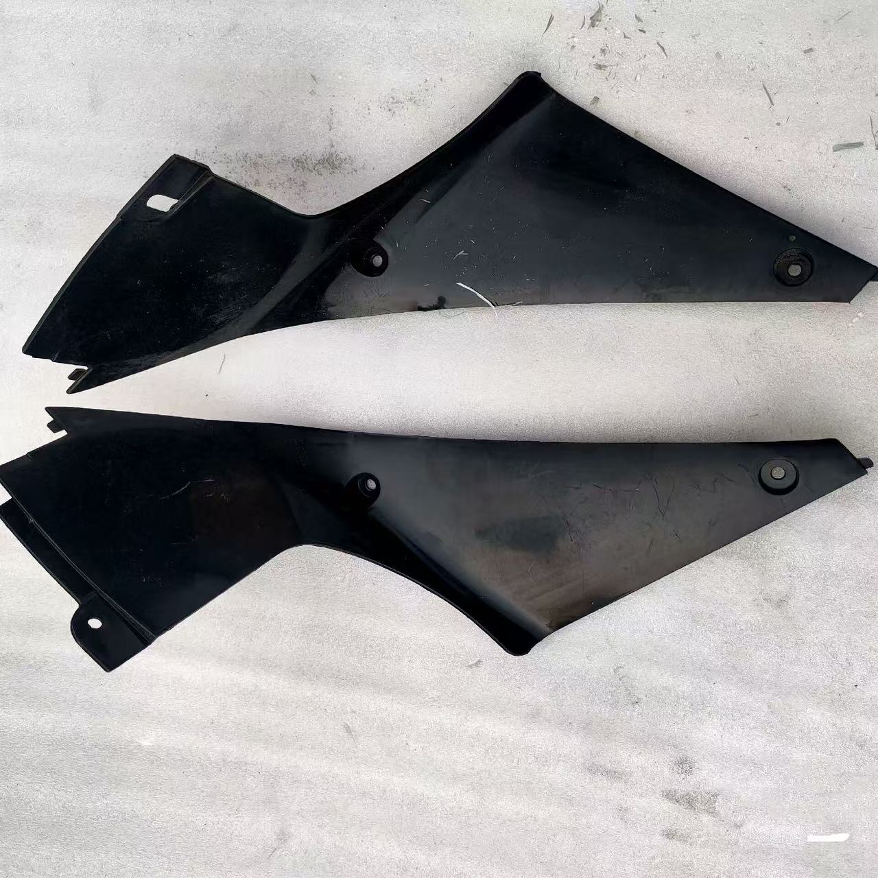 09-14 Yamaha YZF R1  Left Right Side Trim inside Cover Fairing