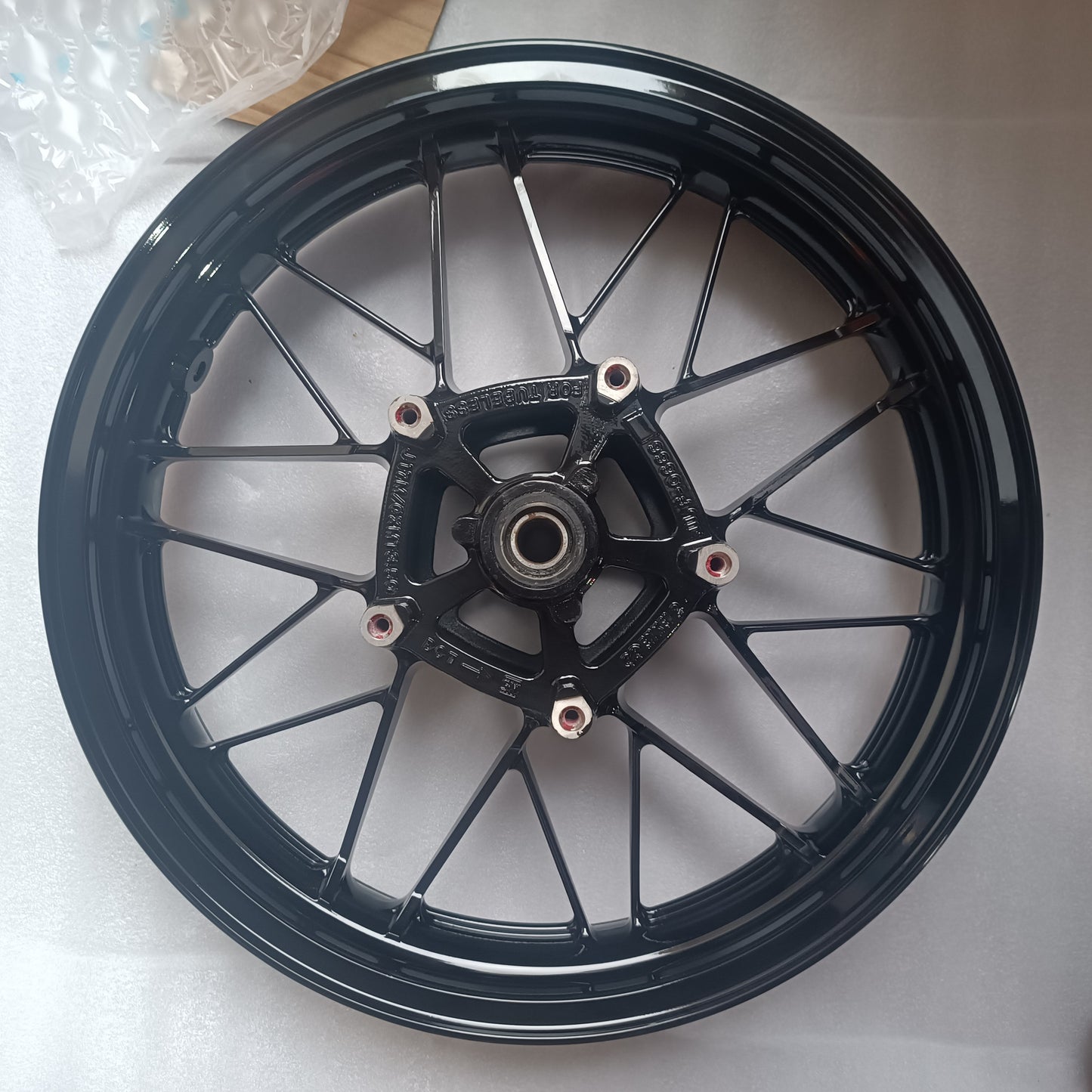 19-23 Kawasaki Z900RS Front Wheel 41073-0780-60P Black
